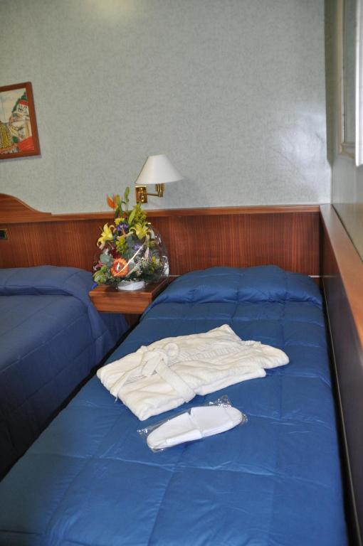 Albergo Fiorenza Salerno Camera foto