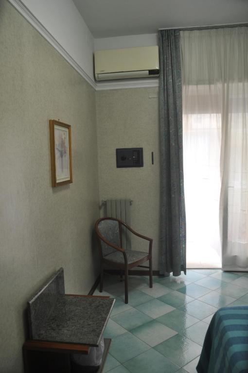 Albergo Fiorenza Salerno Camera foto