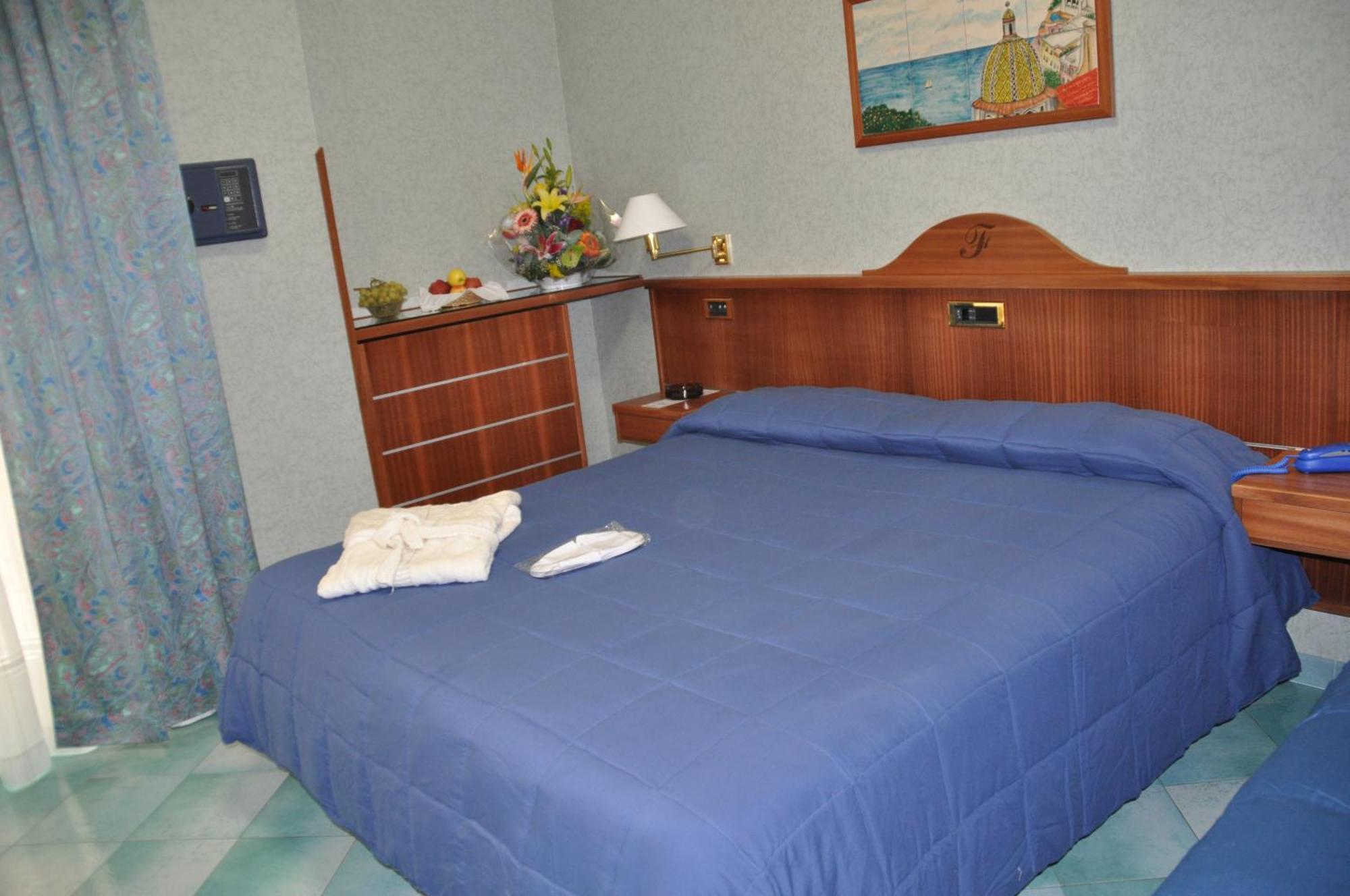 Albergo Fiorenza Salerno Esterno foto