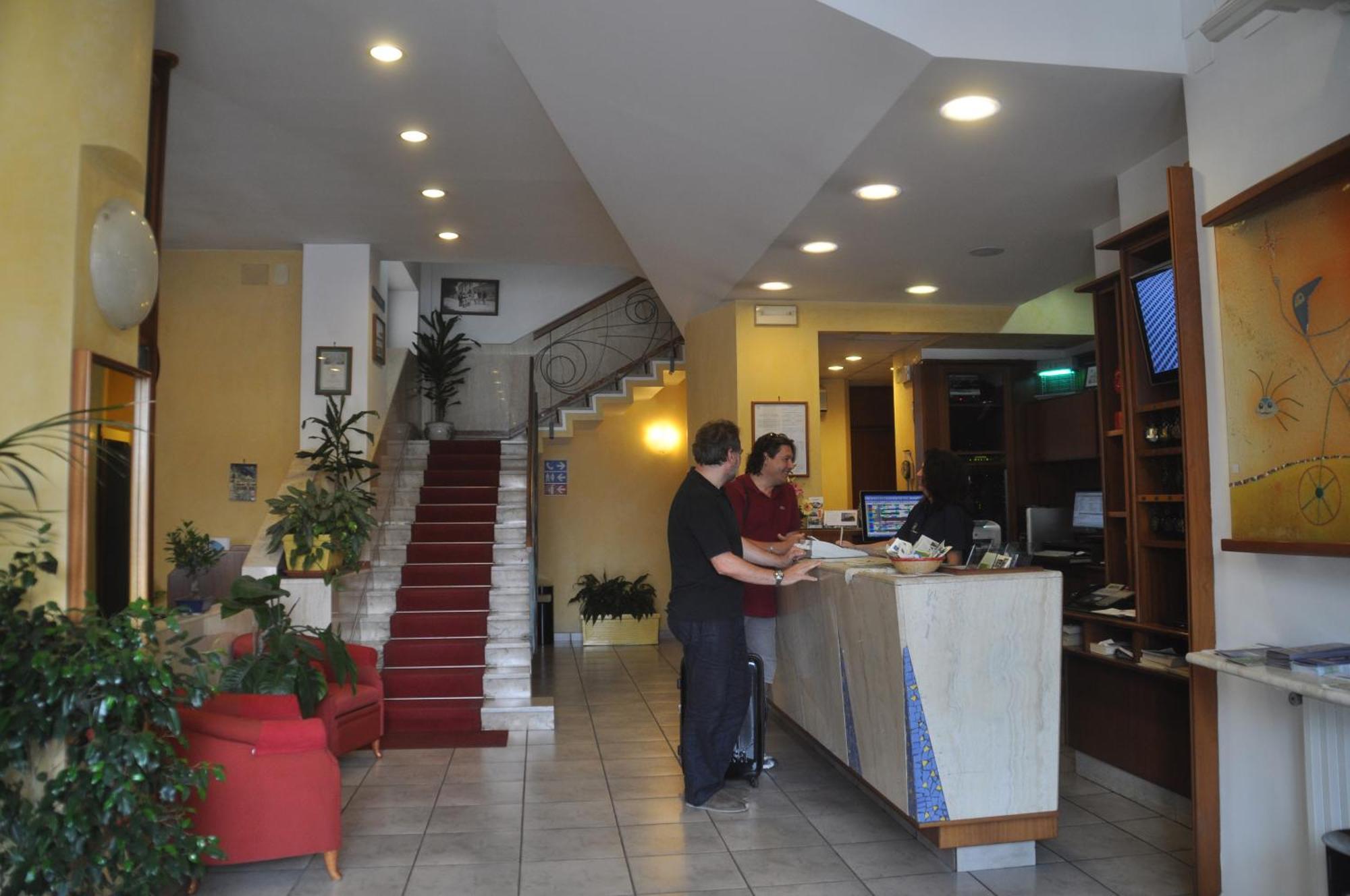 Albergo Fiorenza Salerno Esterno foto